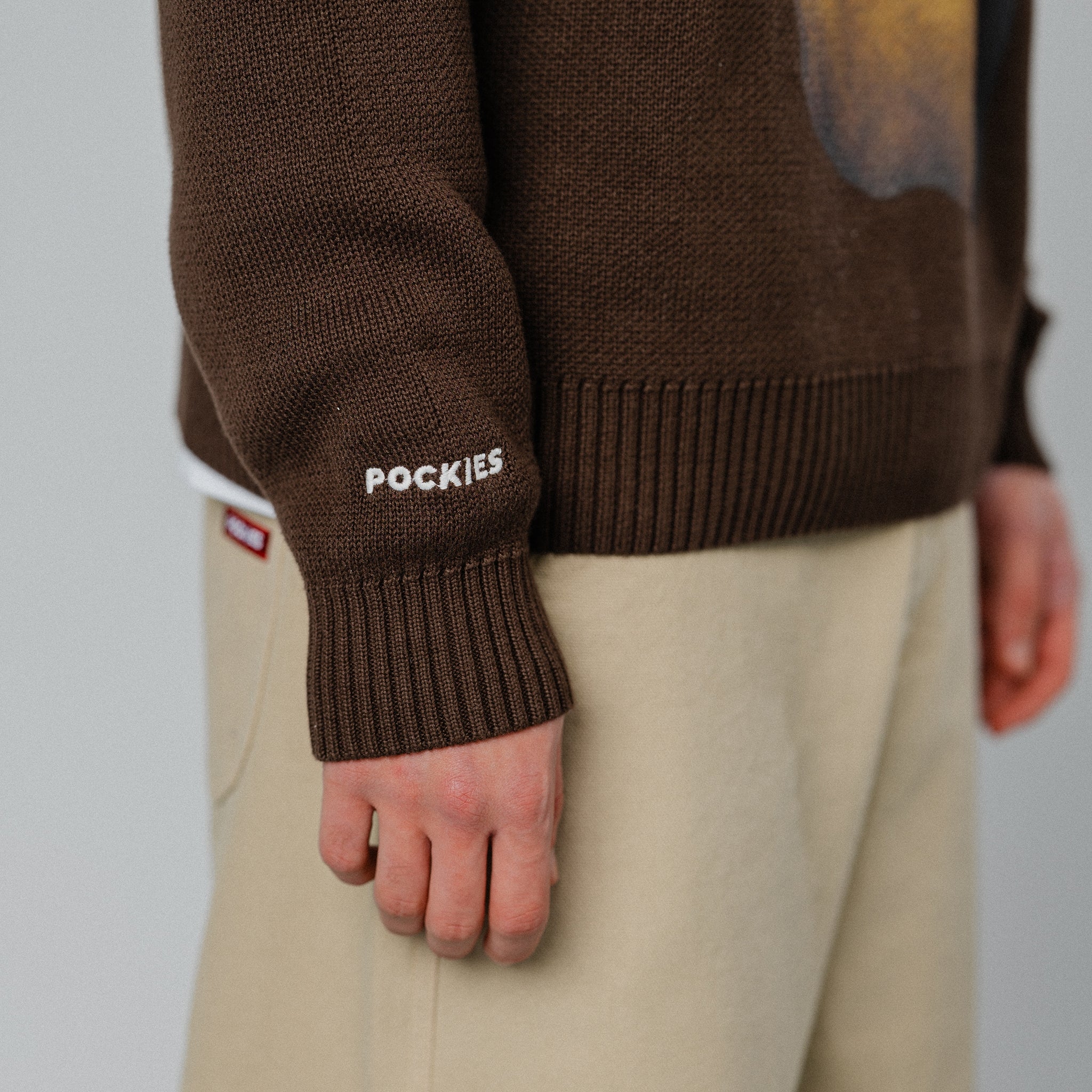 Beagle Knit - Brown